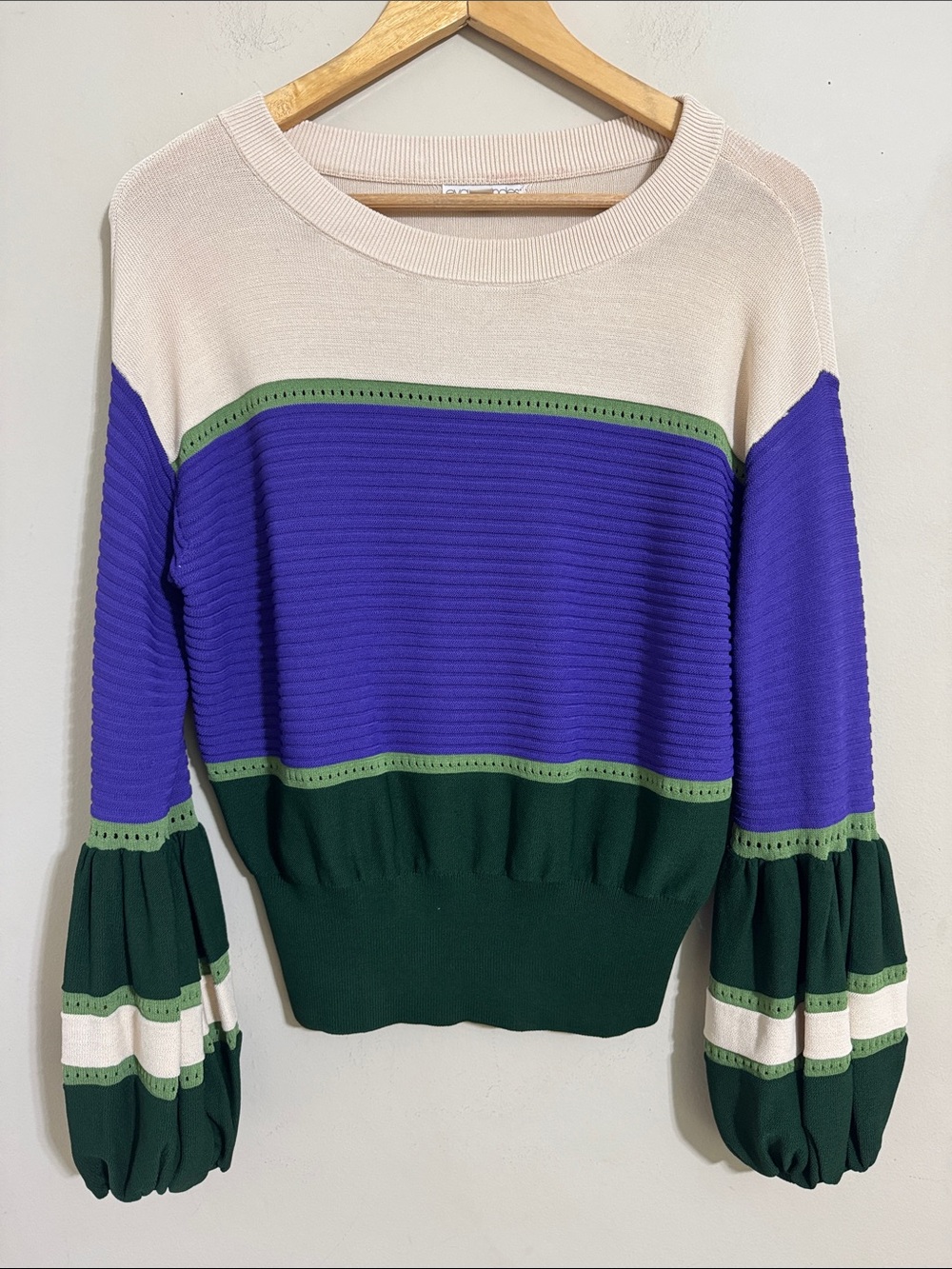 Eva Mendes NY & Co. Carise Colorblock Puff-Sleeve Sweater size M Office Feminine